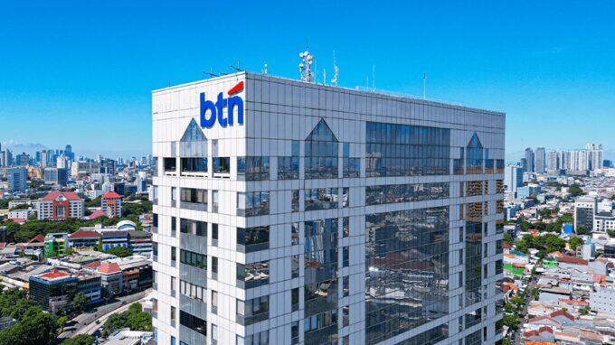 BTN resmi mengangkat kembali Nixon L.P. Napitupulu sebagai Direktur Utama dalam RUPST 2025, serta merombak susunan direksi dan komisaris