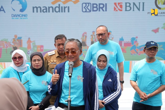 TERUNGKAP! Jurus Rahasia Kementerian PU Wujudkan Indonesia Bersih: Investasi Sanitasi Ratusan Miliar & Target 34 Pembangkit Sampah!