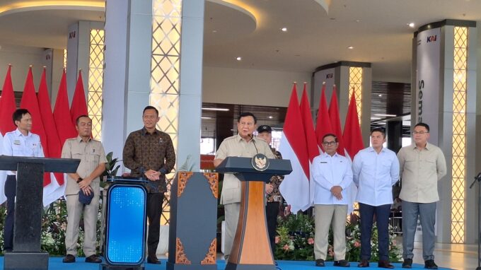 Pemerintah Siapkan Proyek Kereta Nasional di Luar Jawa, Prabowo Ingin Tekan Biaya Logistik Lewat Jalur Trans Sumatera, Kalimantan, dan Sulawesi