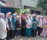 Wiwiek Hargono Tri Adhianto Resmikan Program RUTILAHU di Arenjaya Bekasi Timur