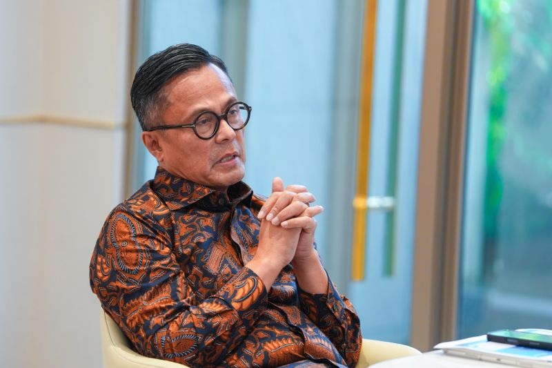 Laba Pelindo melonjak 94% hingga Rp2,01 triliun per Mei 2026. Danantara Indonesia siapkan hybrid model demi dongkrak efisiensi logistik nasional!