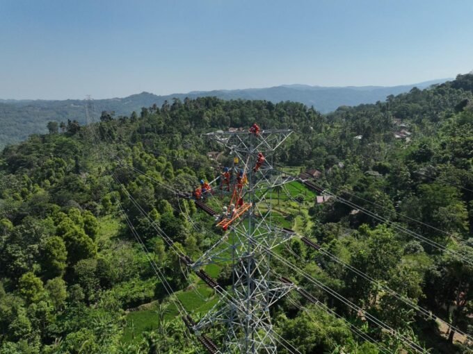 Pemerintah menetapkan tarif listrik Triwulan III 2026 tetap. PLN siap menjaga keandalan pasokan listrik dan kualitas layanan bagi masyarakat