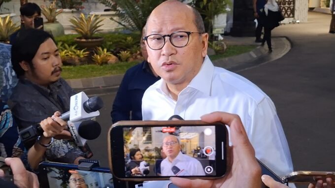 Prabowo meminta Danantara memperkuat armada kapal nasional setelah 95% pengiriman barang Indonesia masih memakai kapal asing.