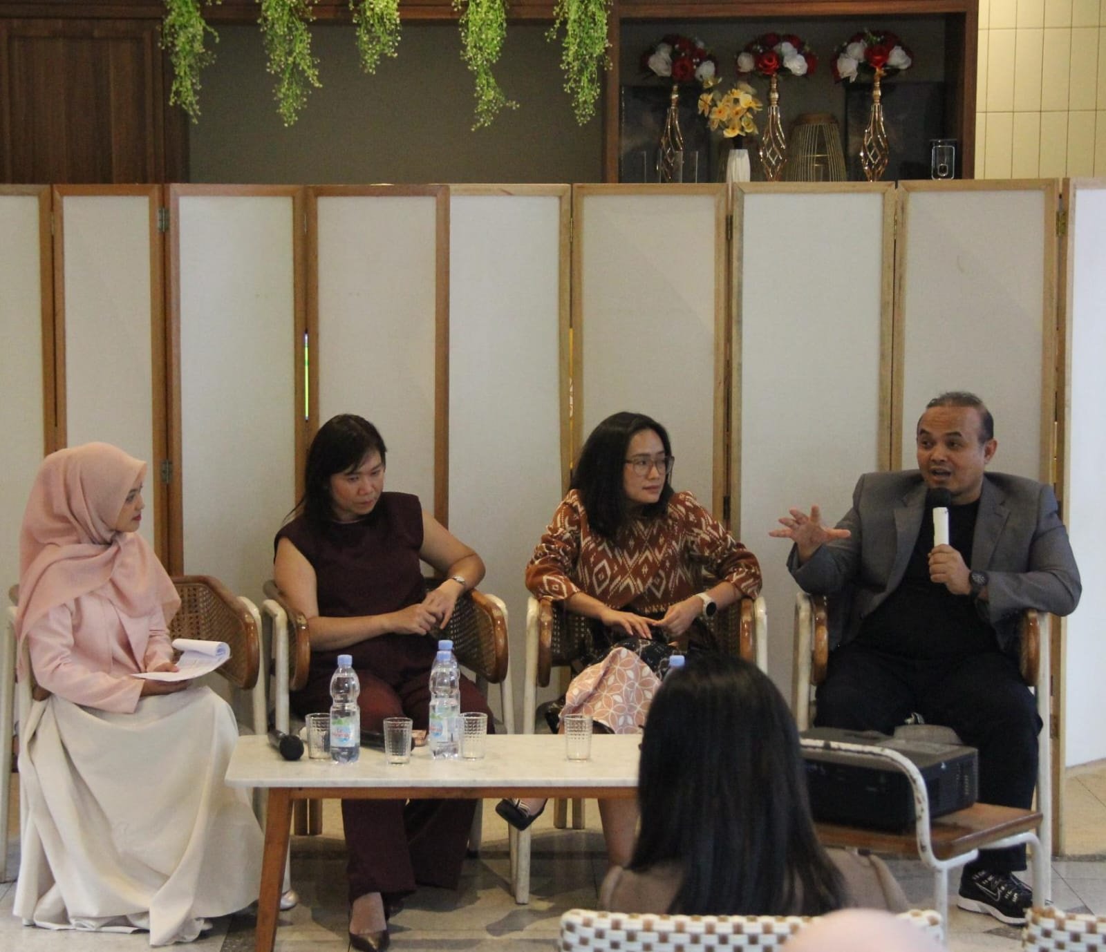 Diskusi Workvolution bertema "Talent Wars: Human or AI? Preparing for Opportunities in a Changing World" yang diselenggarakan, Rabu, 12 Agustus 2026 di Twin House Cipete