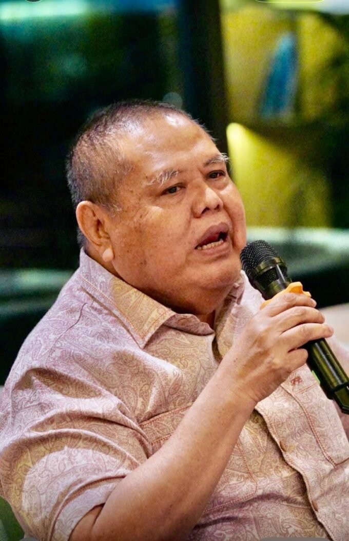 Sofyano Zakaria meminta Danantara membangun depo peti kemas BUMN untuk menekan biaya logistik dan mencegah dana hingga Rp3 triliun keluar negeri.