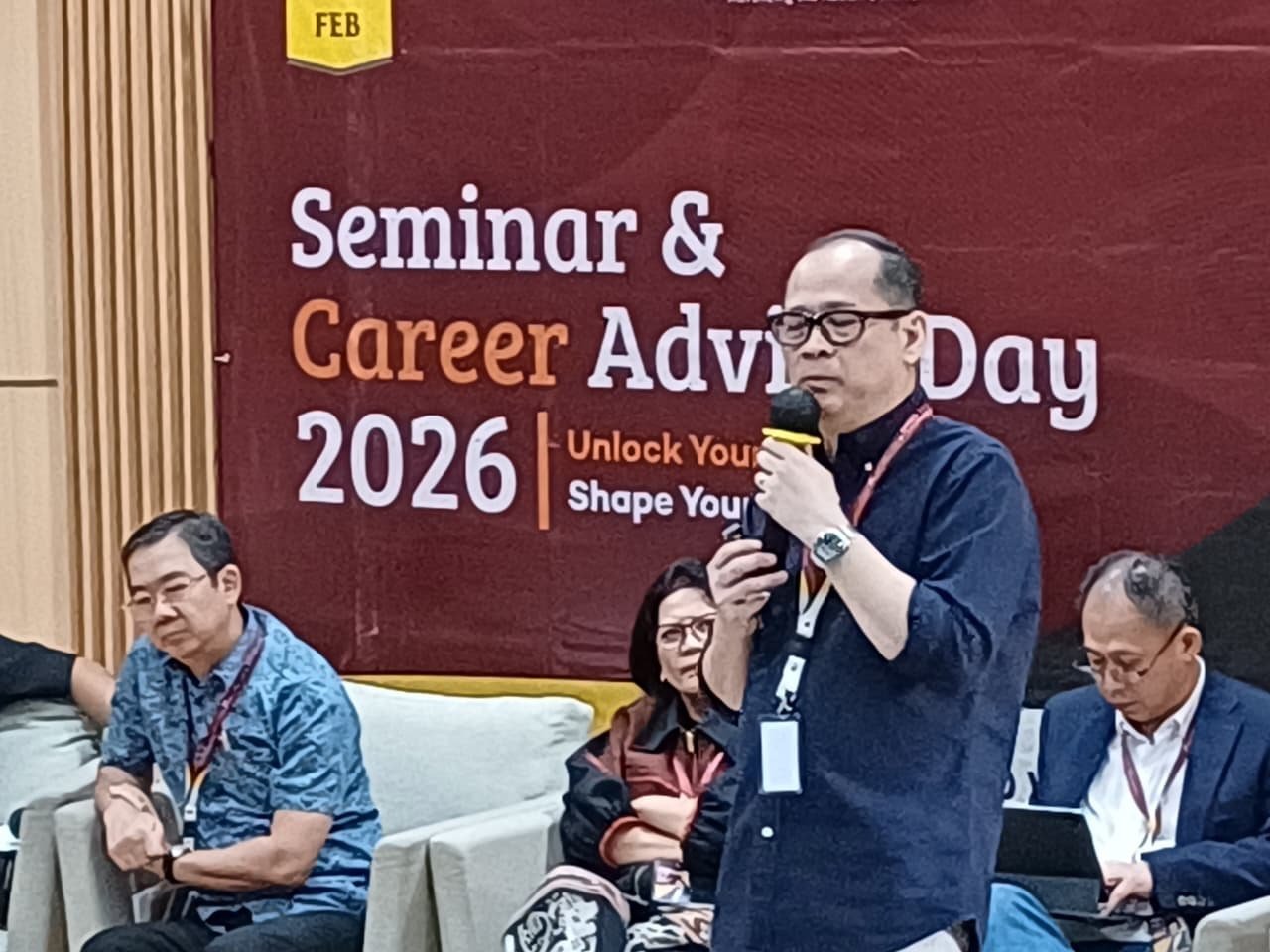 CEO Astra Infra Firman Yosafat Siregar membagikan lima jurus karier, dari networking, kompetensi, soft skill, kerja keras hingga kejujuran.