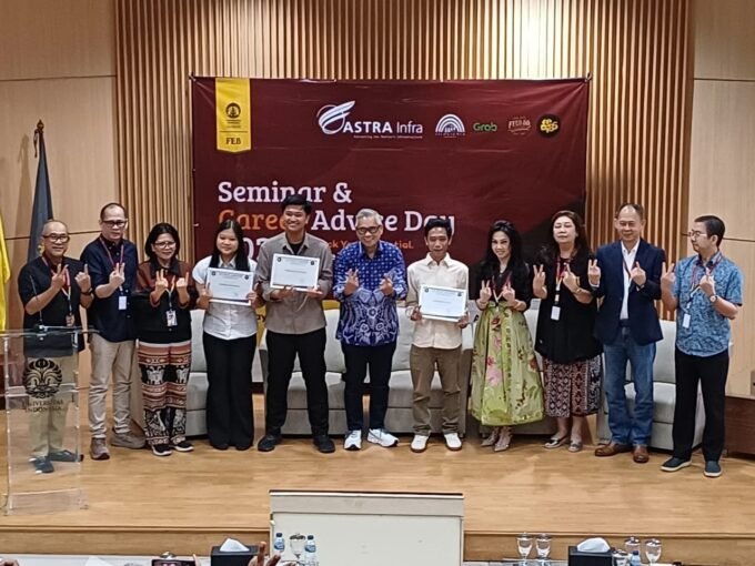 Alumni FEUI 86 menyiapkan program career mentorship dan beasiswa bagi mahasiswa FEB UI