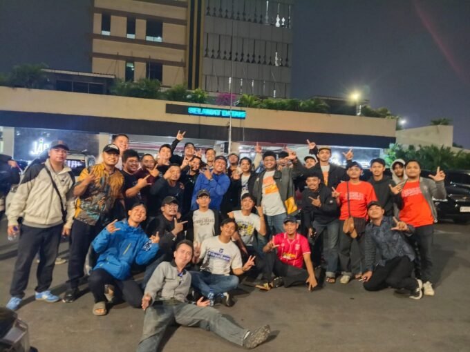 Polres Bekasi Kota rangkul Jakmania dan Bobotoh jelang Persija vs Persib untuk menjaga keamanan, sportivitas, dan persaudaraan.