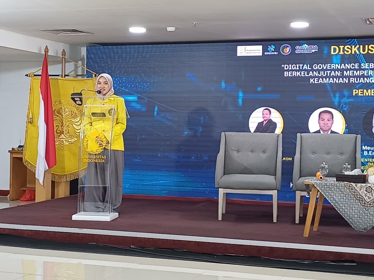 Rosabella Izza menyoroti data sebagai kekuasaan dan pentingnya kedaulatan data, keamanan digital serta pemerataan akses teknologi.